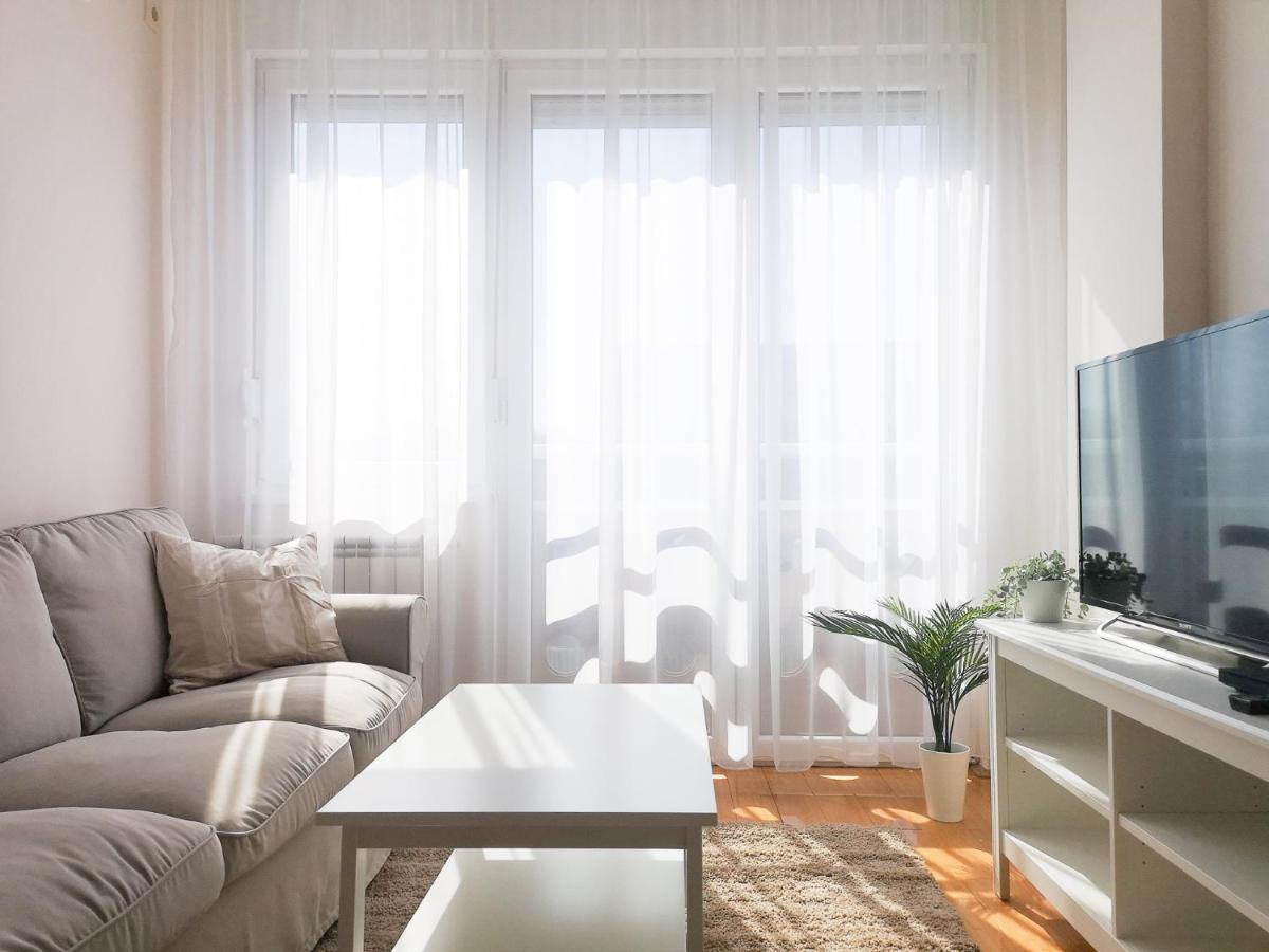 Filinhome Papa Suite 4 Novi Sad Buitenkant foto